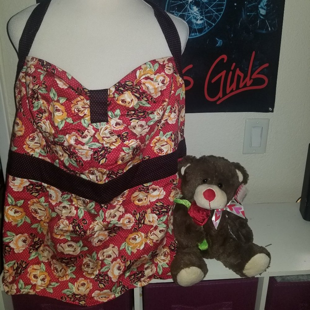 TORRID Top - Sz. 2 (2x) - Summer Top - Halter w/Ti